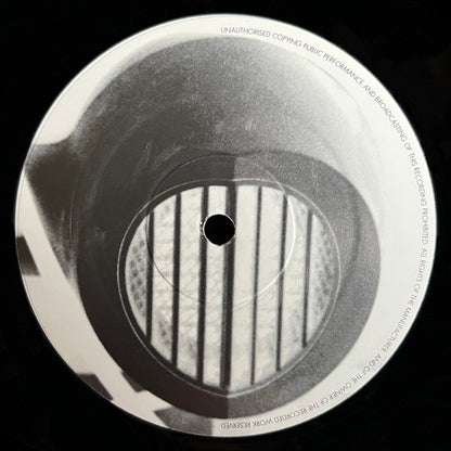 Skin Divers : Enclosed Spaces (Aquasky Remix) (12")