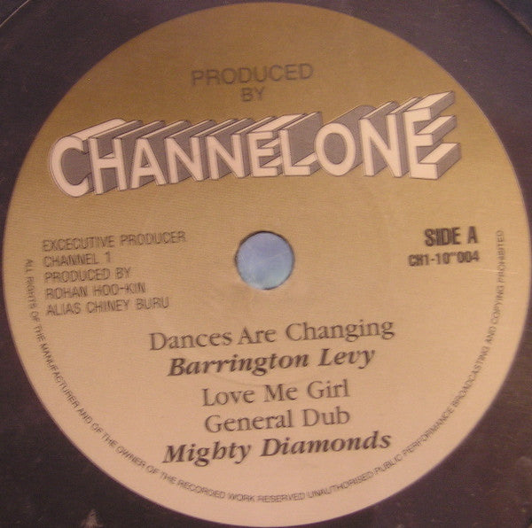 Barrington Levy / The Mighty Diamonds / Frankie Paul : Dances Are Changing / Love Me Girl / General Dub / Worries In The Dance / Worries Dub (10", EP)