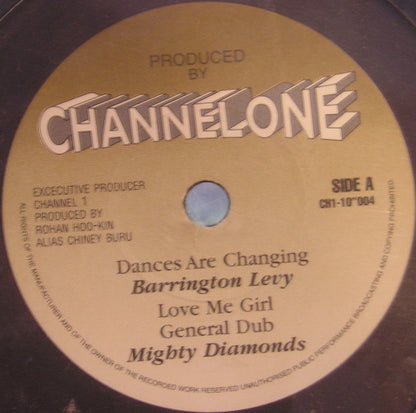 Barrington Levy / The Mighty Diamonds / Frankie Paul : Dances Are Changing / Love Me Girl / General Dub / Worries In The Dance / Worries Dub (10", EP)