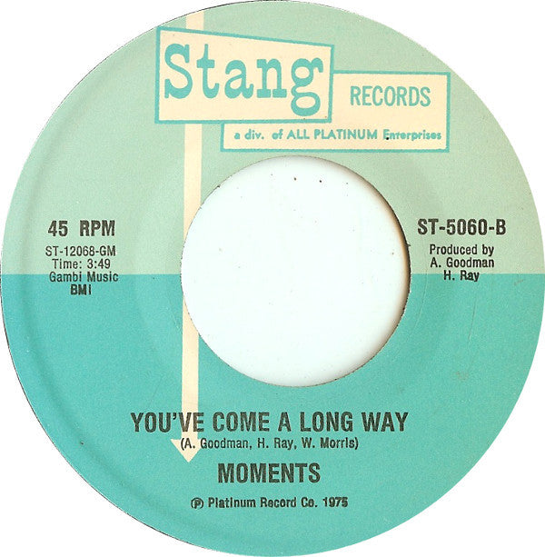The Moments : Look At Me (I'm In Love) / You've Come A Long Way (7", Single)