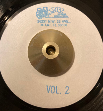 Dezzie D* : No Man Is An Island (7")