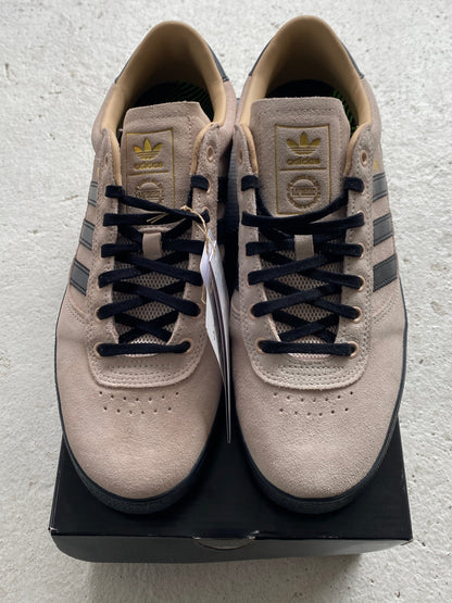 Adidas Puig Indoor Wonder Quartz - Size UK 9.5