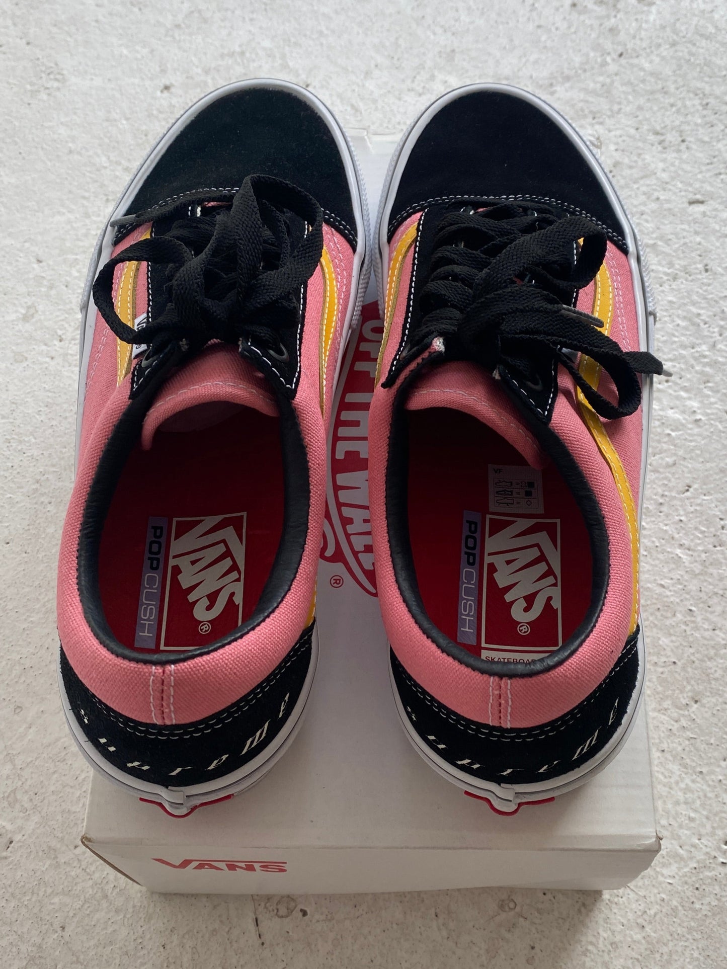 Vans x Supreme Skate Old Skool - Size UK 8